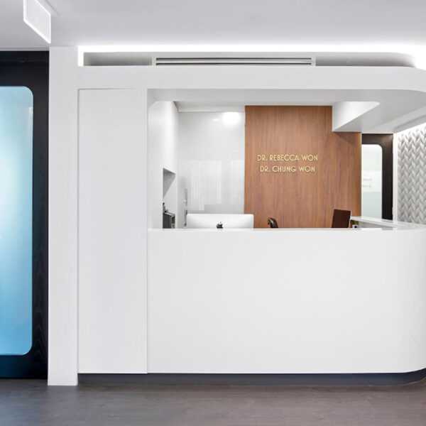 Quod-Architecture-Dr-Won-Clinic-Design-Reception-950