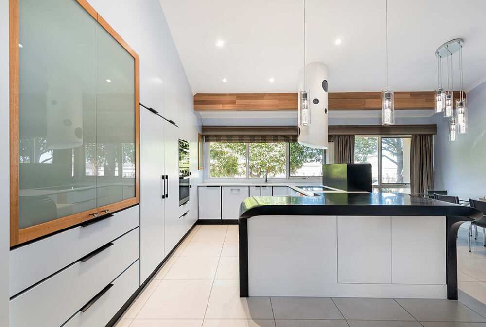 Glacier White - Image 18